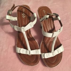 Born white sandals